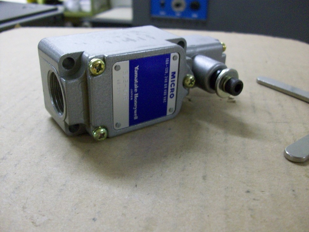 YAMATAKE HONEYWELL 6LS-J18 MICRO SWITCH