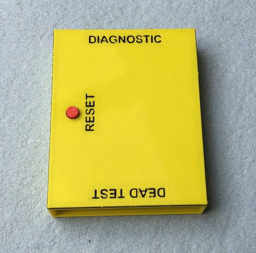 Commodore 64 2-in-1 Dead Test / Diagnostic Case "Case Only" - Yellow
