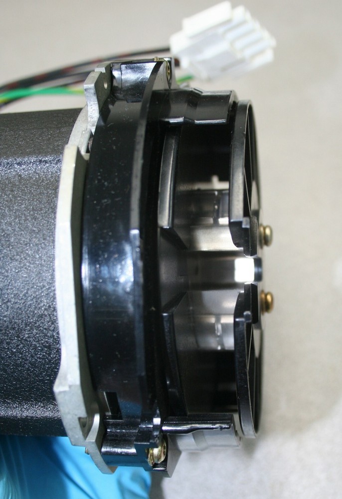 RELIANCE ELECTRIC Motion Control Motor 2002-00-015 model 2002 156502601 Encoder