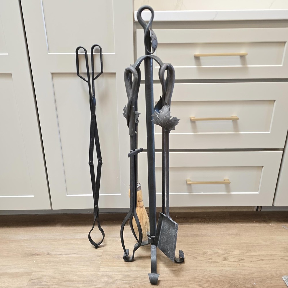 Minuteman Maple Leaf Fireplace Tool Set