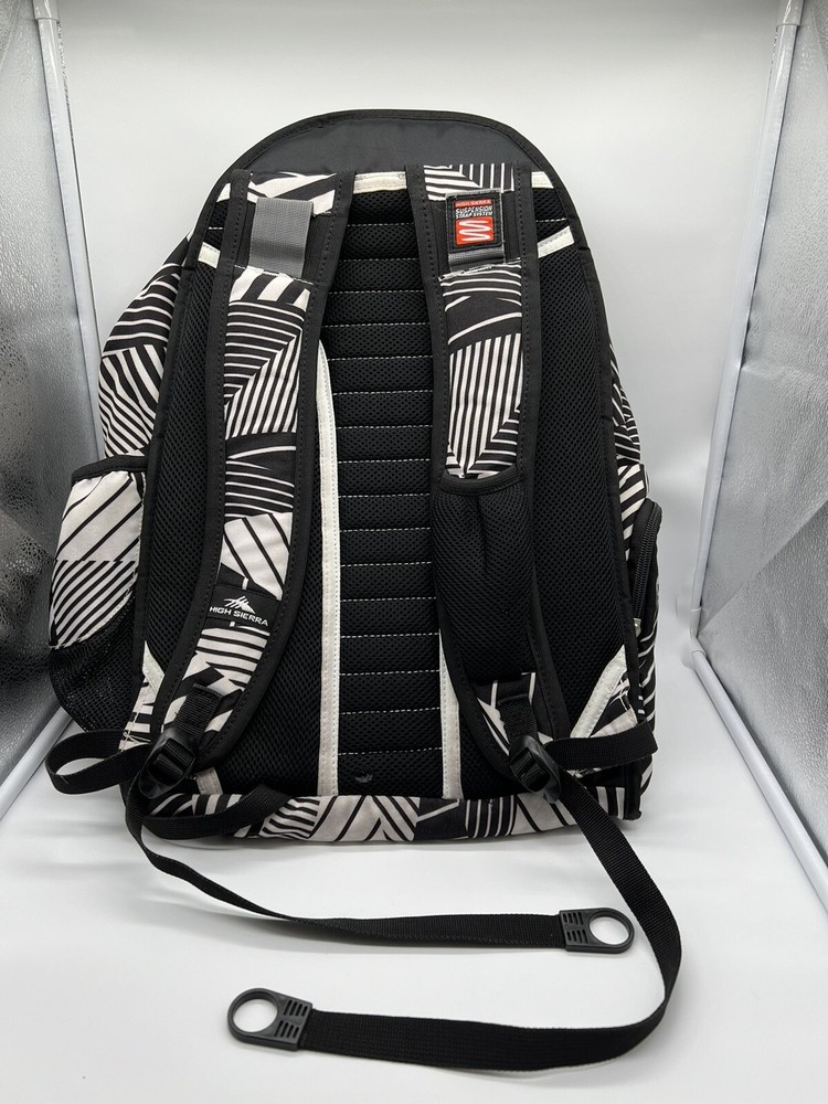 High Sierra Backpack ( Damaged Parts)