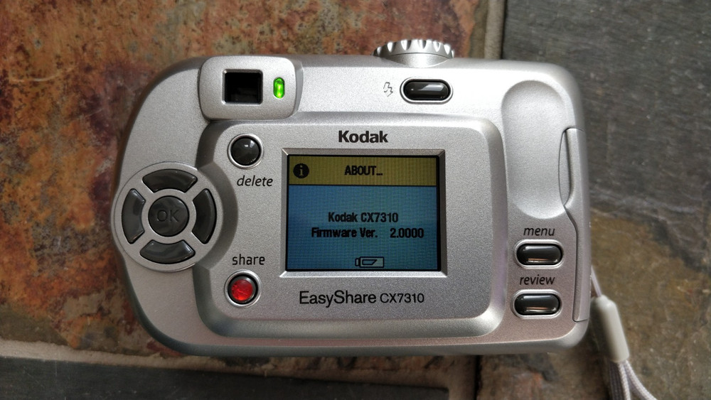 Kodak Easyshare CX7310 3.2MP Digital Compact Camera Silver Excellent