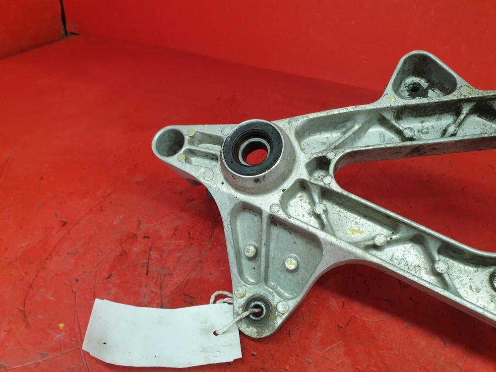 2013 HONDA WW PCX 125 EXHAUST BRACKET