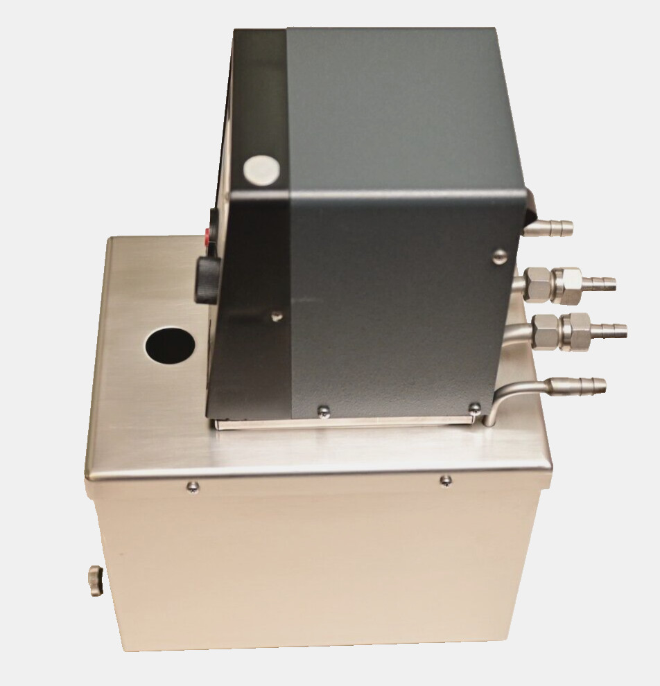 Huber Polystat cc3 Mini Benchtop Circulating Heating Water Bath Model CC S3