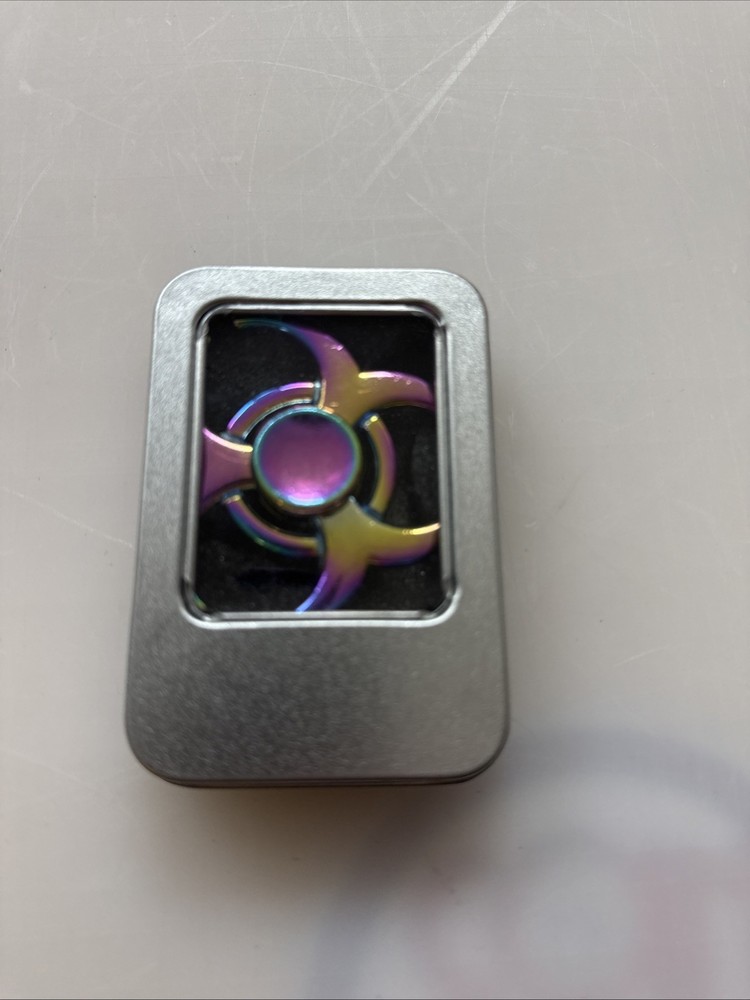 Solid metal construction with metal carrying & display case. Multicolor finish