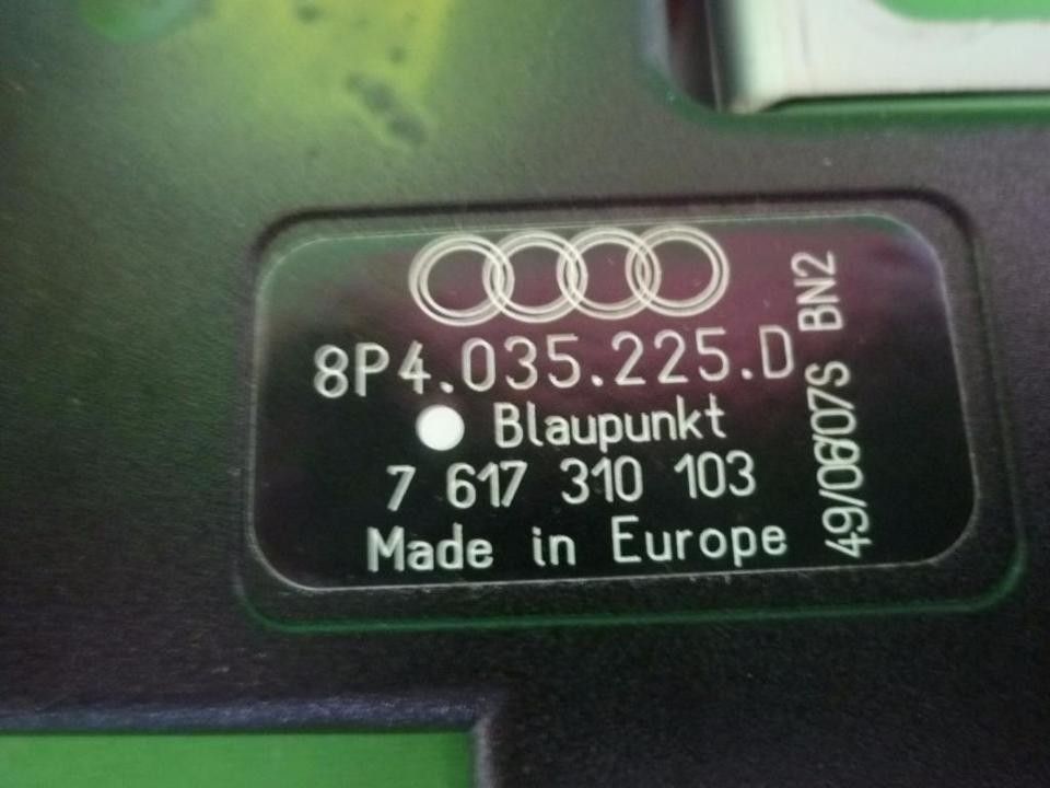 Antenna Amplifier Audi A3 2010 8P4035225D