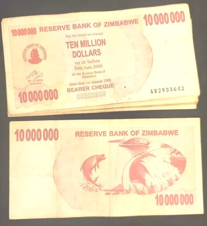 Zimbabwe 10 Million Dollars Bearers Cheque X 25 PCS -1/4 bundle-2008 It.# E-46