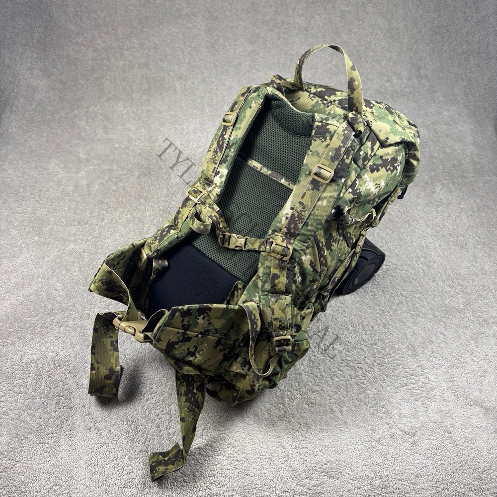 Mystery Ranch M2.5 Pack (Small)