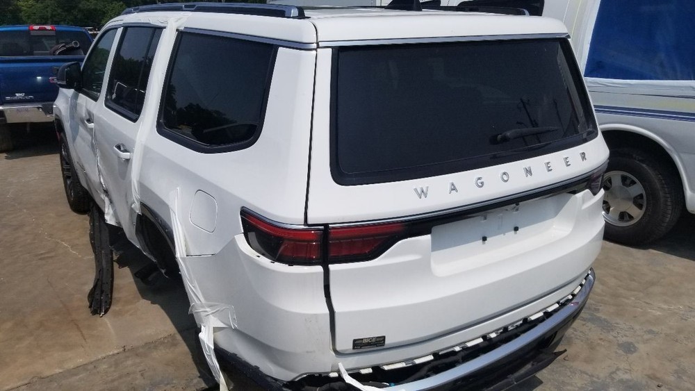 24 JEEP WAGONEER FRONT FACING LONG RANGE CAMERA 68609627AA