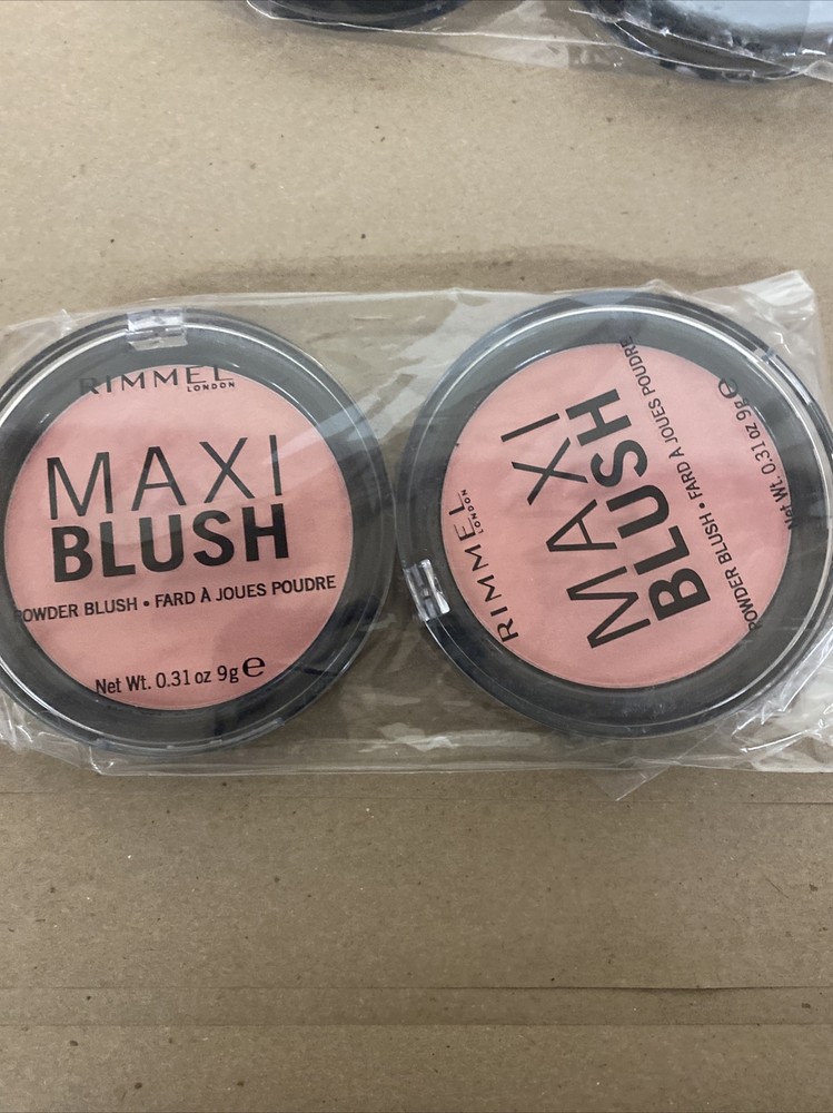Set of 2 9g Compacts, Rimmel London Look Maxi Blush, #001 Third Base, Makeup Set
