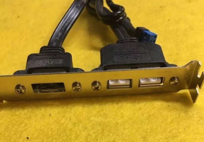 21149 VW-1 80 Celsius 30V SATA Cable