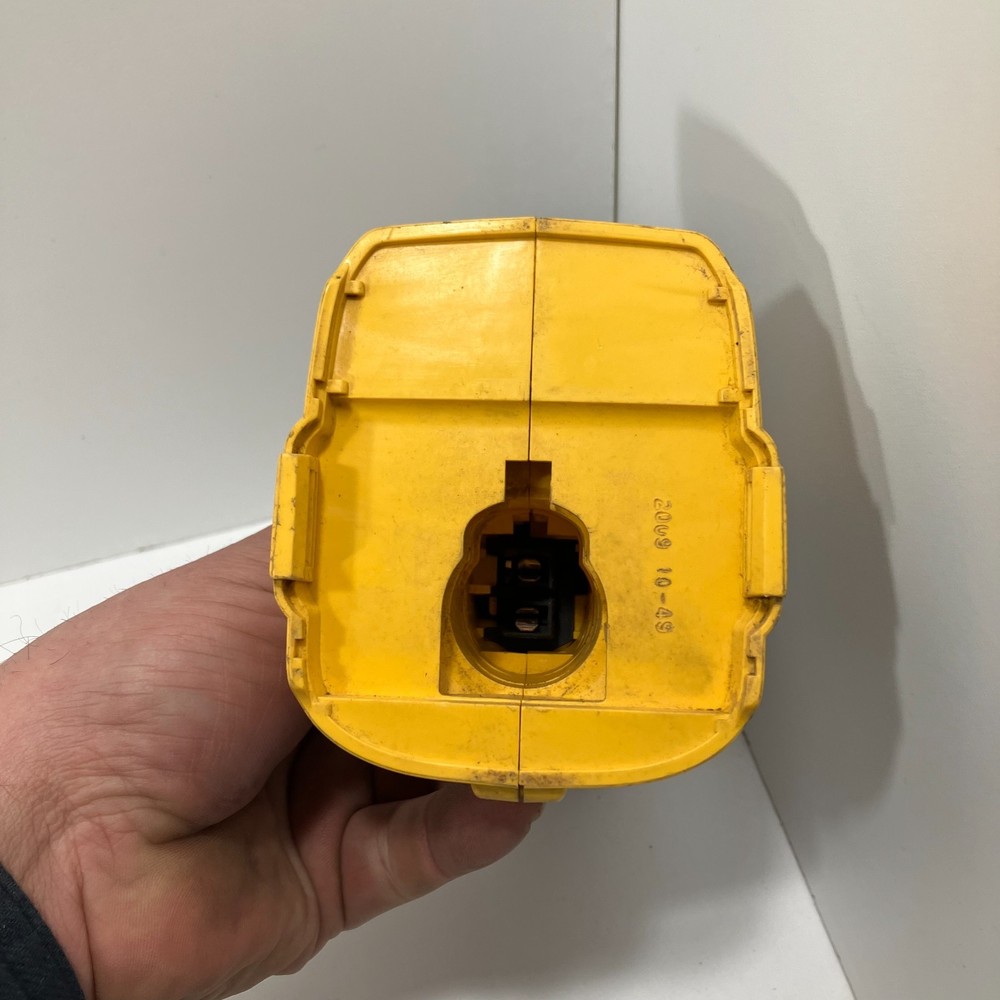 Dewalt DC825 18V Volt 1/4" Hex Impact Driver (Tool Only) - Tested & Working