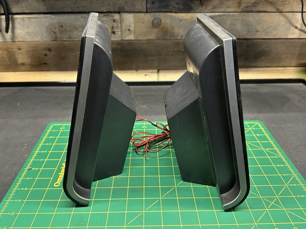 Philips micro system MC235B (speakers only)