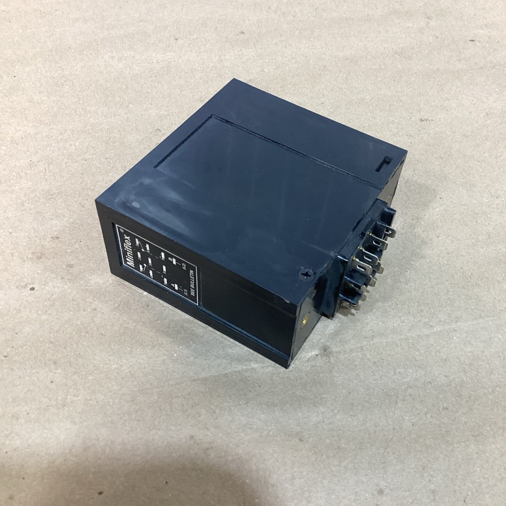 Eagle Signal DA211A6 Miniflex Digital Timer