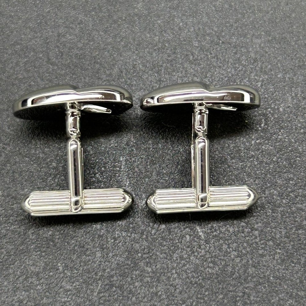 Daks Silver-Tone Cufflinks Button -USED- VG