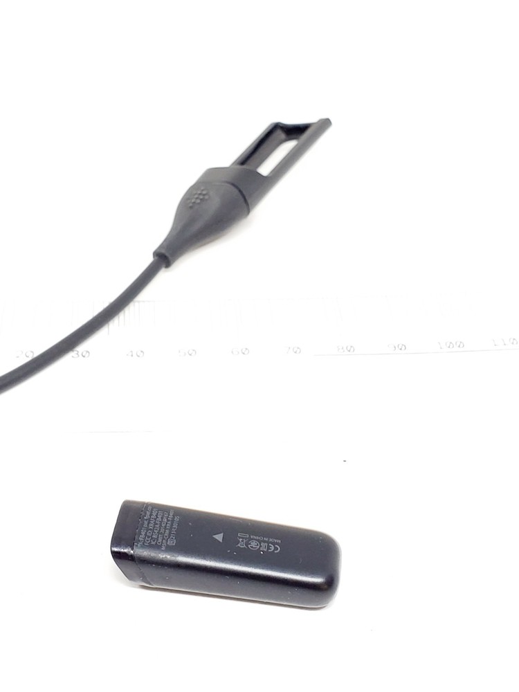 Fitbit Flex Wireless Activity Sleep Tracker Wristband FB401