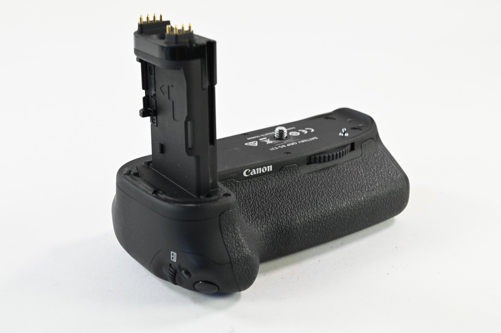 Canon BG-E21 Battery Grip for 6D Mark II #G834