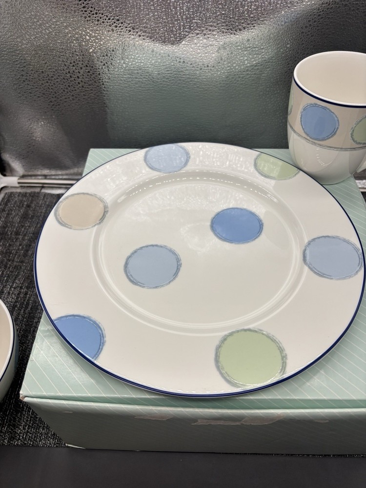 Noritake Ambience Blue Java 4 Pc Setting NIB
