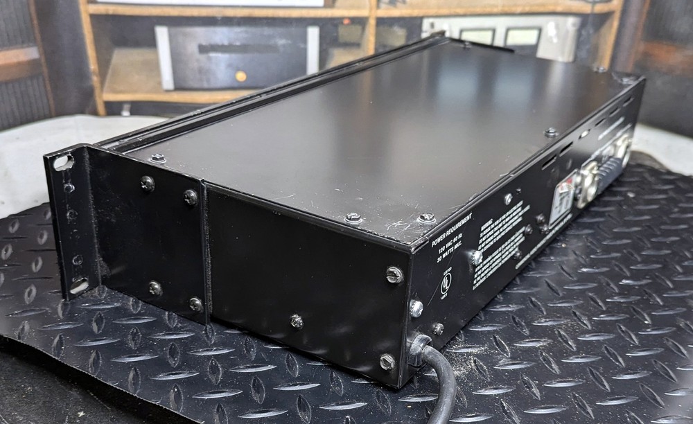 JBL UREI graphic equalizer 5547A with rack mounting tabs