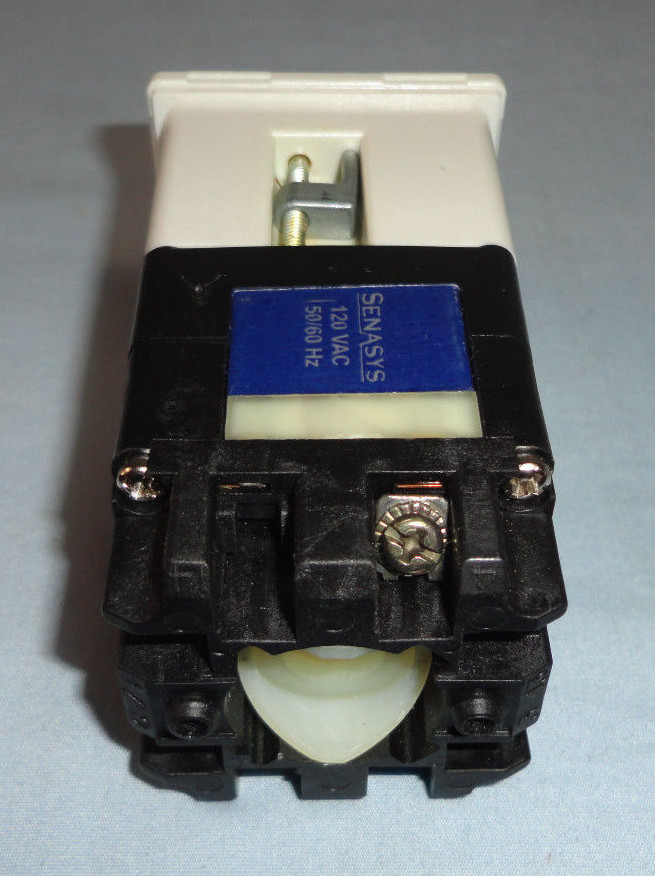 Senasys 910AEA011 Operator Selector Switch NEW