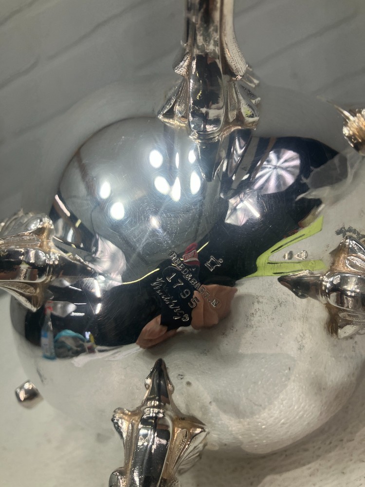 SILVER PLATE COFFEE/TEA POT