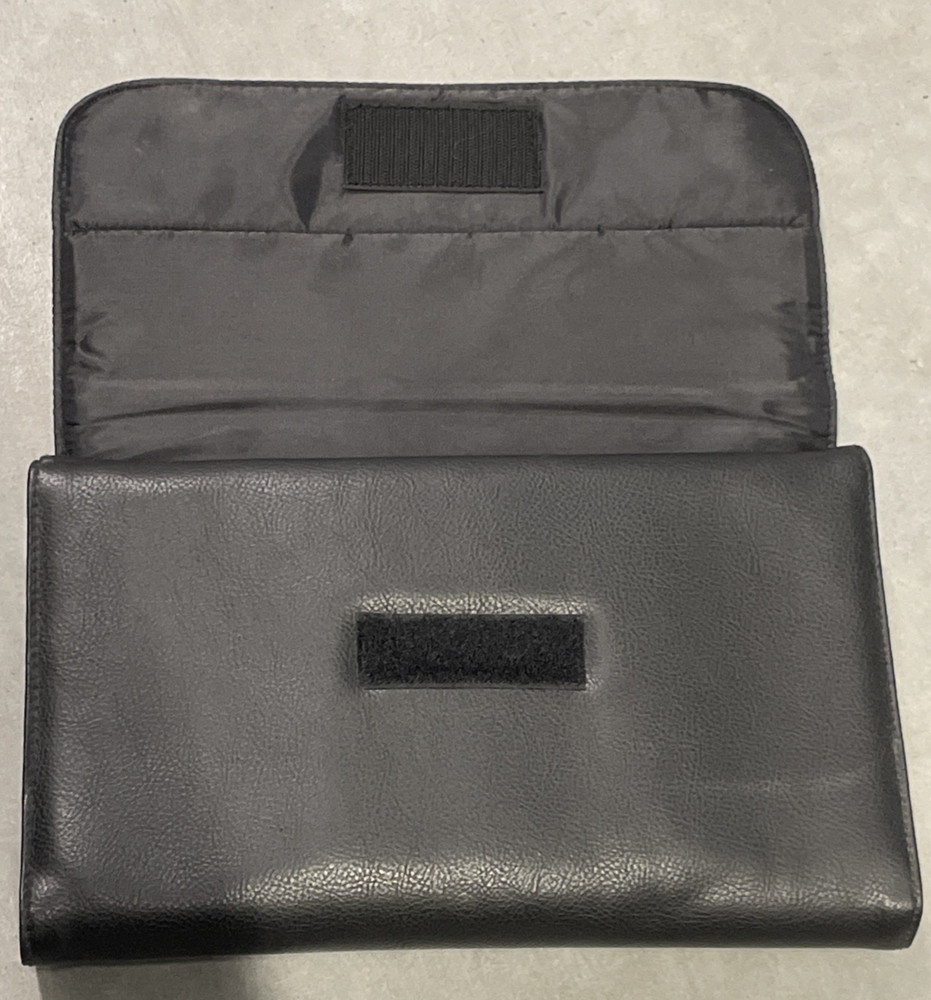 CD Projects Portable CD Holder Case Organizer Travel Storage Preowned