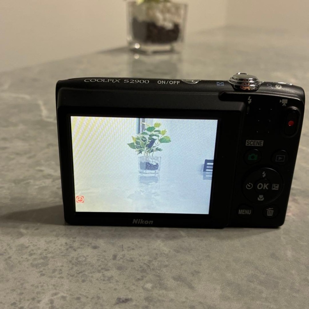 Nikon Coolpix S2900 Red Compact Digital Camera Excellent Condition