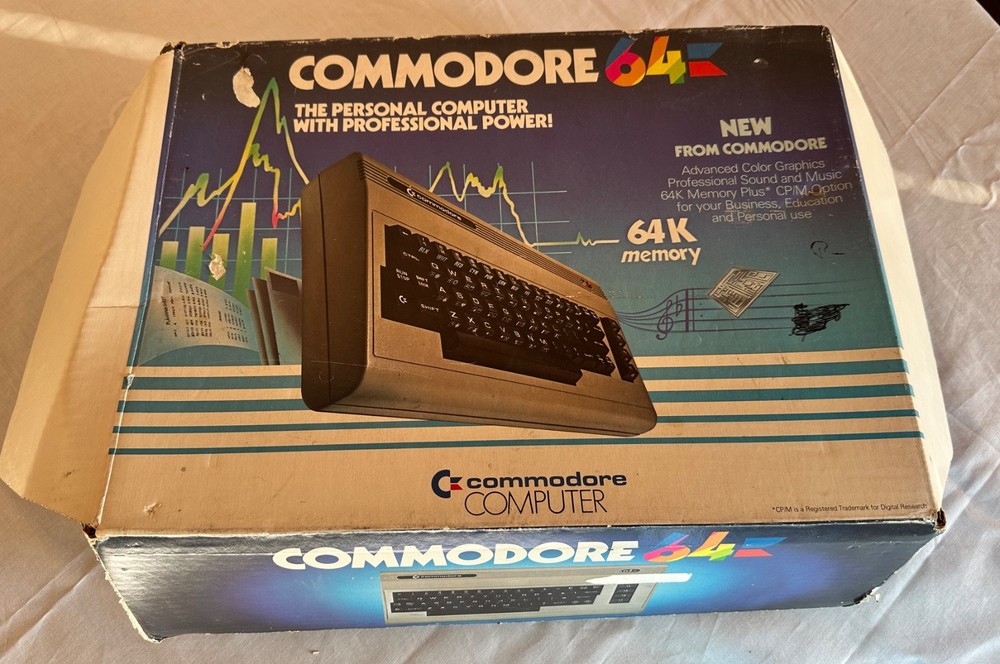Commodore 64 Personal Computer W/ Original Box - POWERS ON