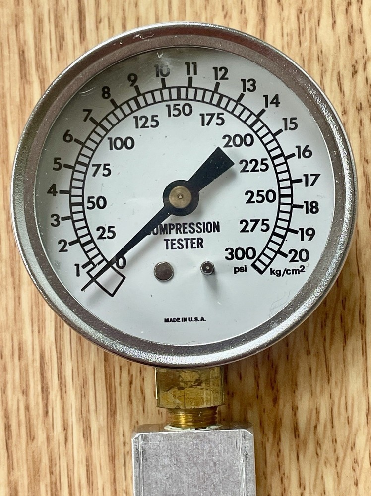 AUTOMOTIVE ENGINE CYLINDER COMPRESSION TEST KIT WITH ADAPTERS