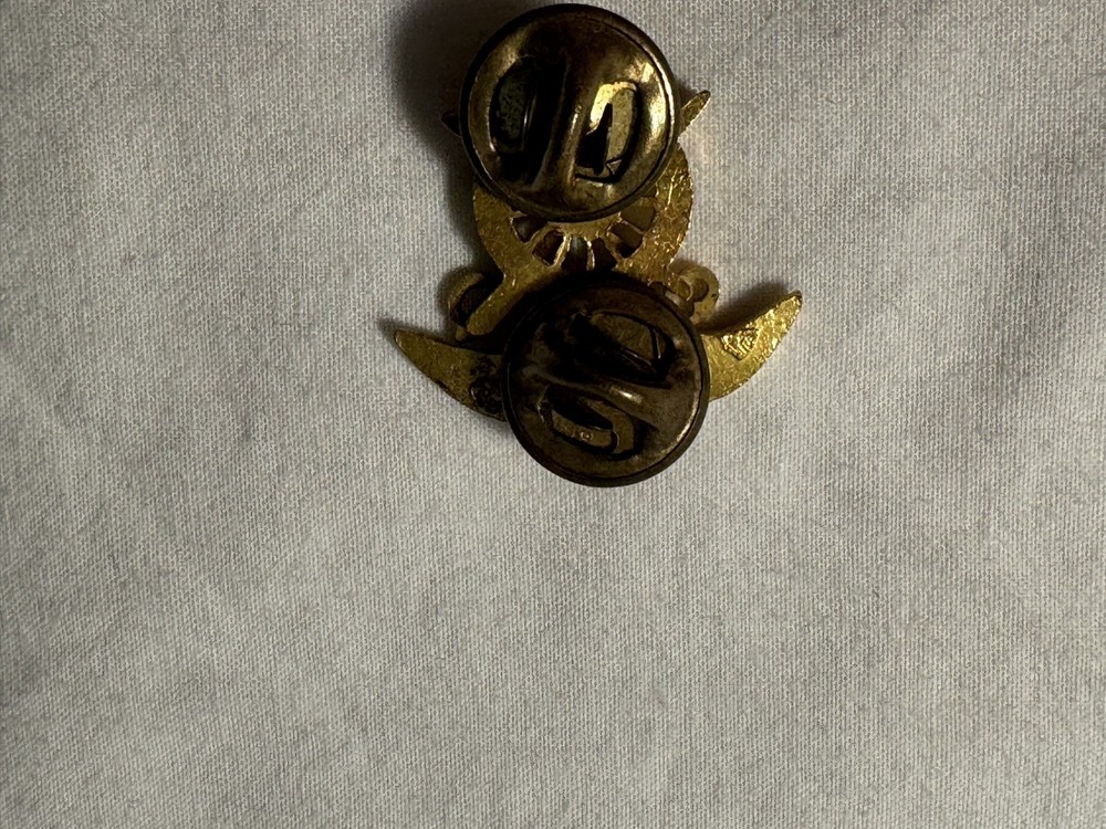 Vintage Quartermaster Corps Insignia Clasp Back Viet Nam