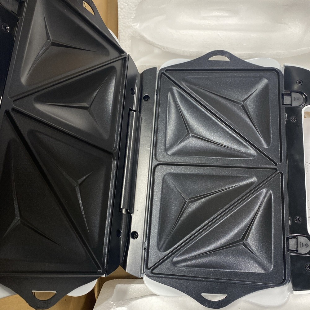Amazon Basics Waffle Maker 2-Slices White with Non-stick coating - Open Box