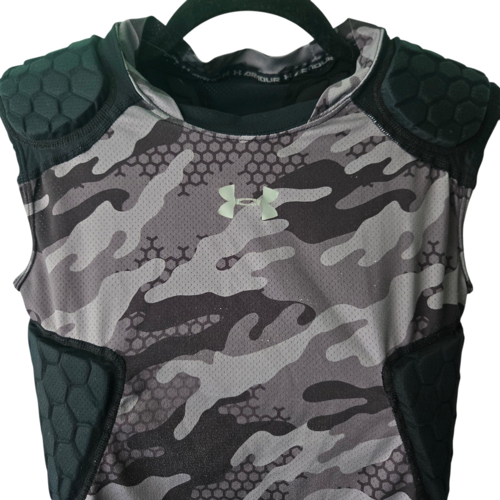 Under Armour Padded Compression Shirt Grey Camo McDavid HEX Football Rib Guard M