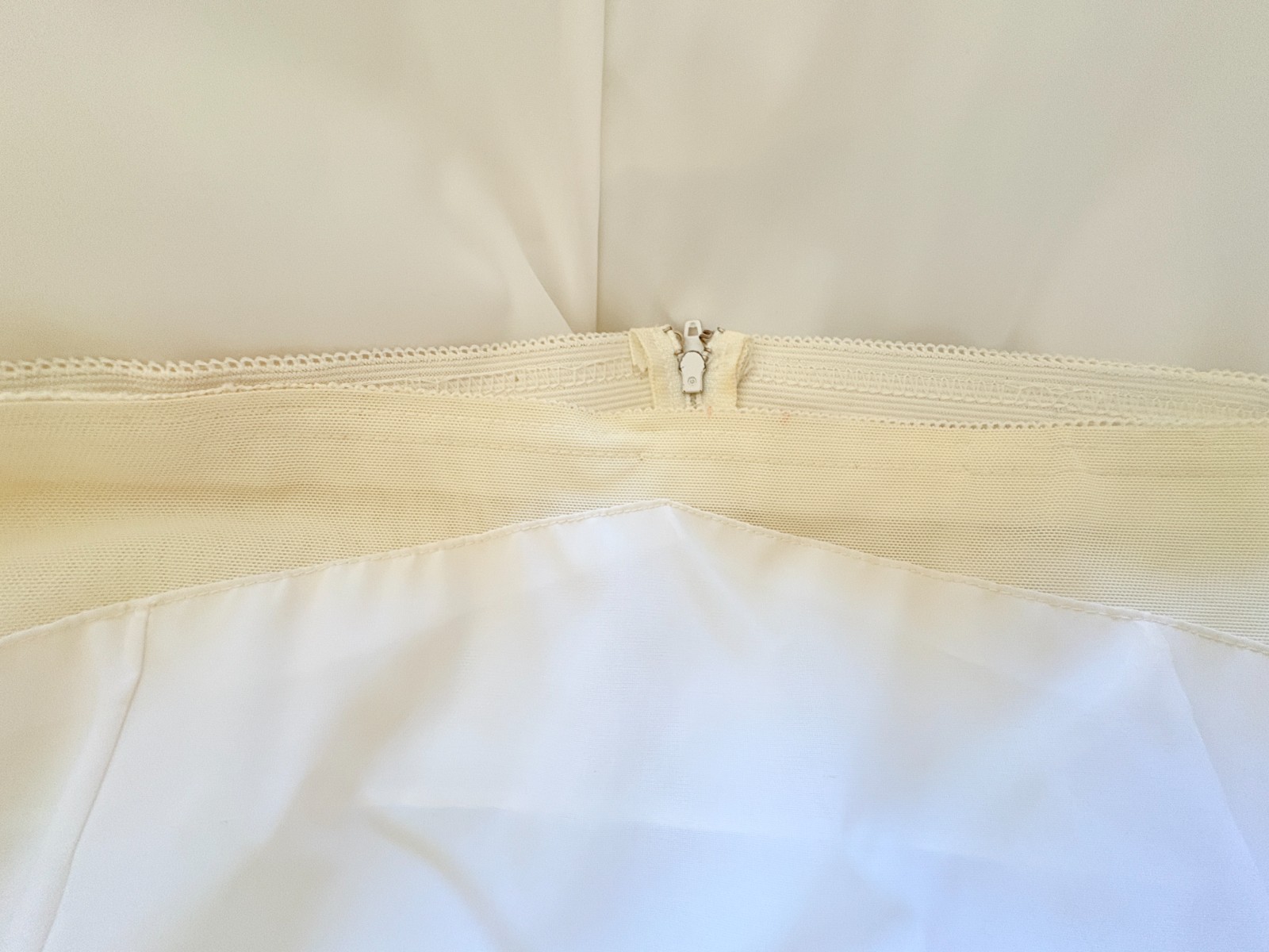 MERRY MODEL ~ Wedding Dress Petticoat Slip White Full ~ Large, 34" waist