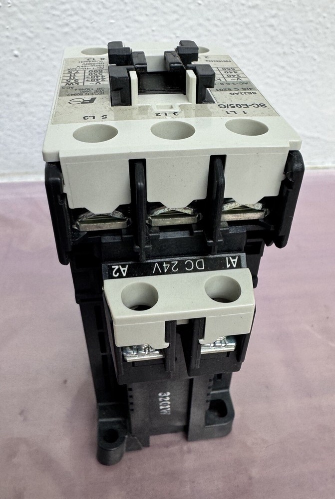 Fuji SC-E05/G Contactor 24VDC Coil