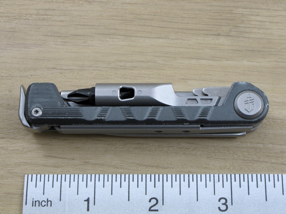 Gerber Armbar Drive Onyx Multi-Tool, Knife, Bit Driver, Scissors - Excellent
