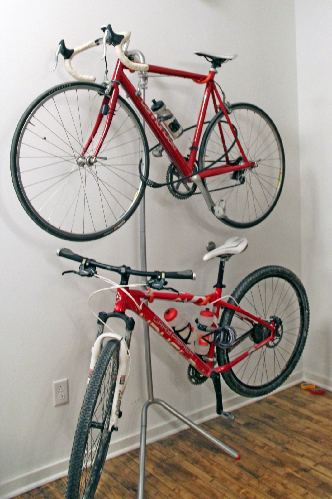Delta Freestanding Wall Fully Adjustable 2 Bike Gravity Storage Rack RS6100