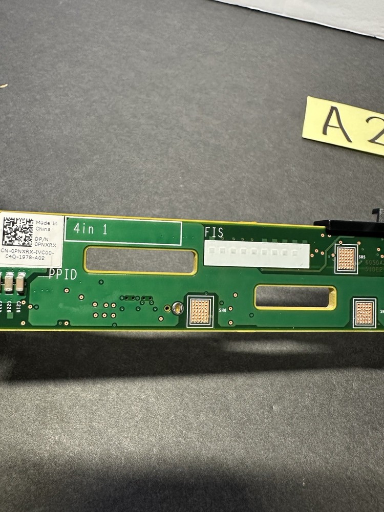 DELL HARD DRIVE BACKPLANE For Server Pre Owned 4 in 1