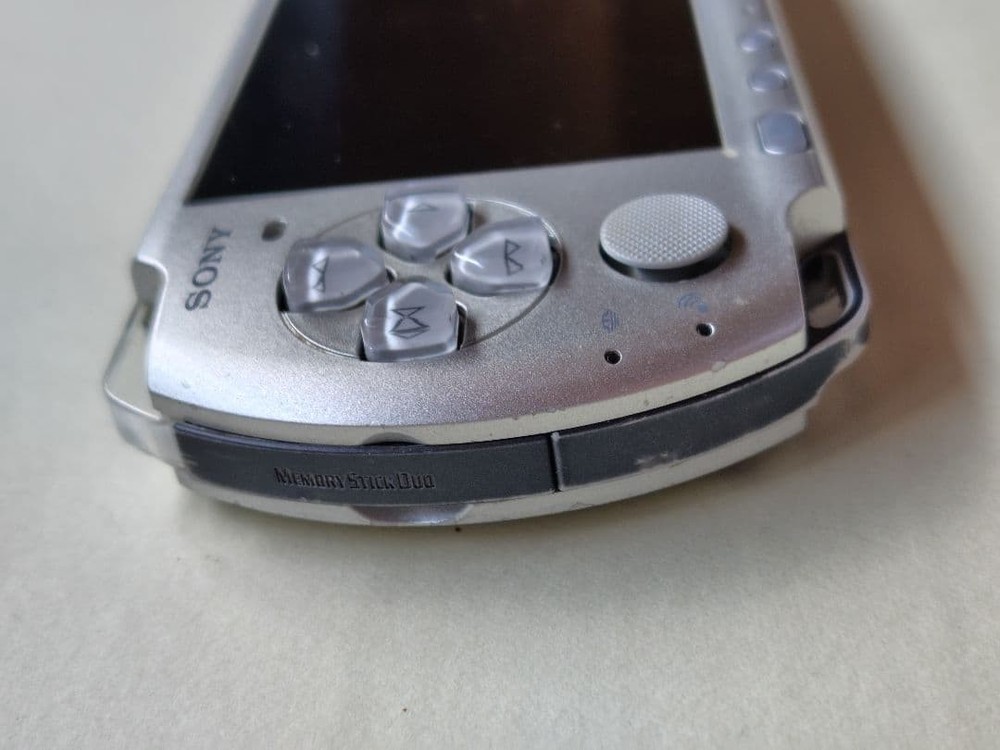 PSP Psp-3000 Silver Japan
