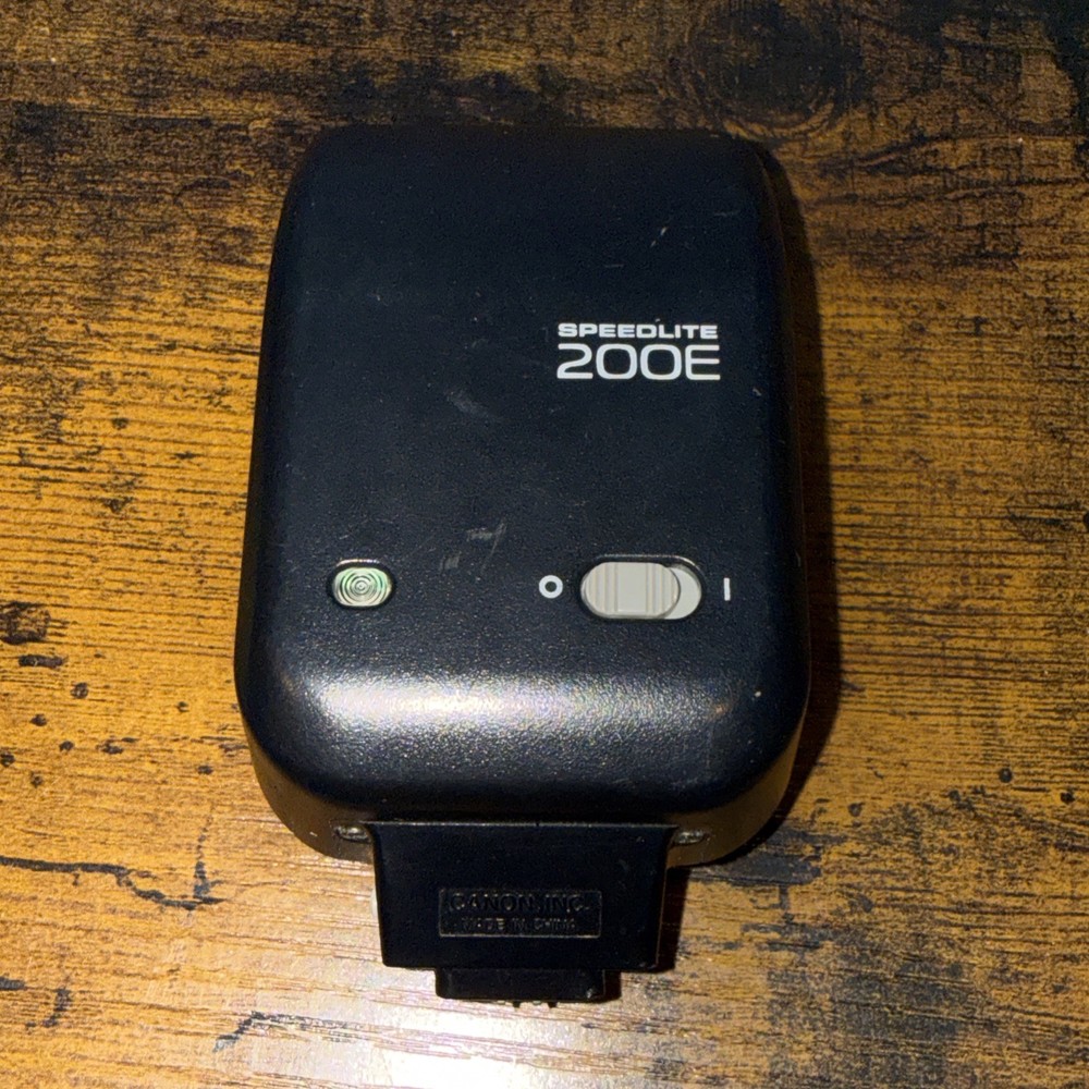 Genuine Canon Speedlite 200E Flash Tested, Working