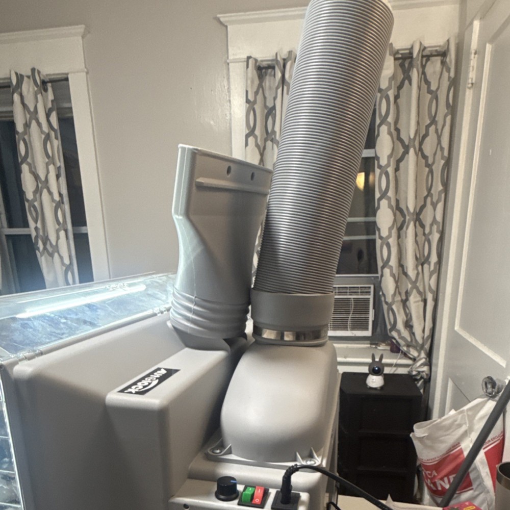 Auto lock WaterFall AirBrush Booth