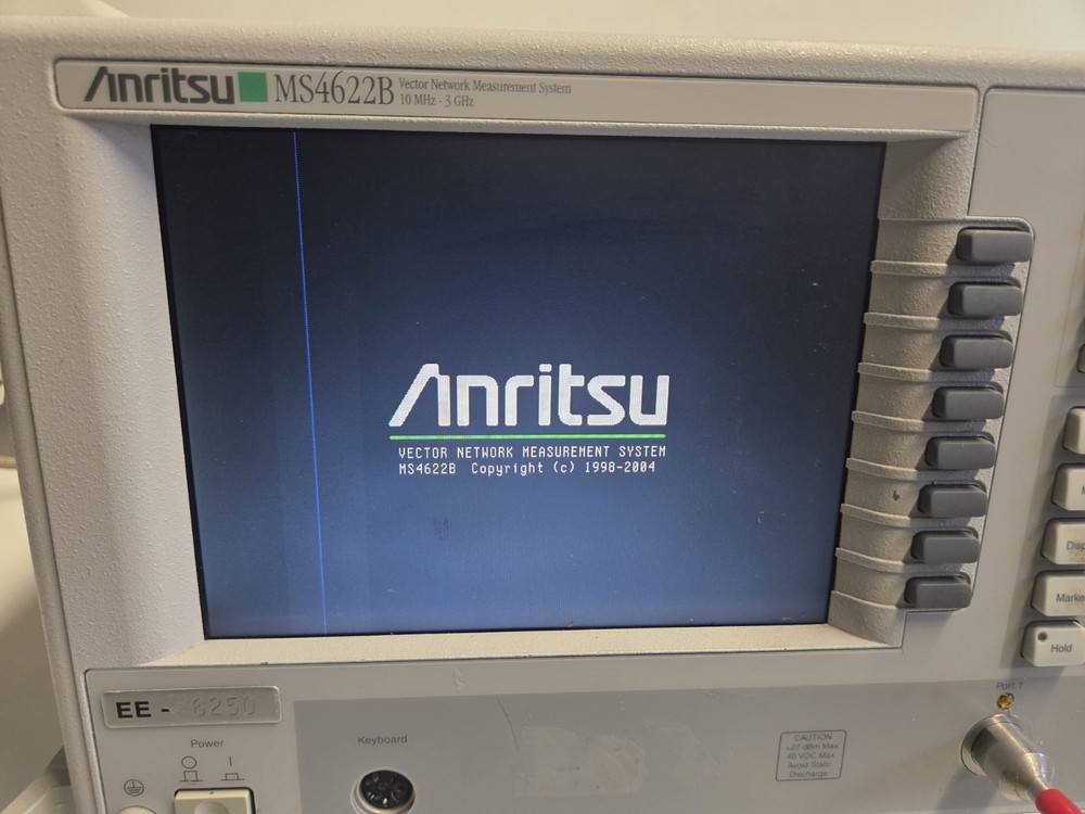 Anritsu MS4622B 10 MHz to 3 GHz S - Parameter Vector Network Analyzer