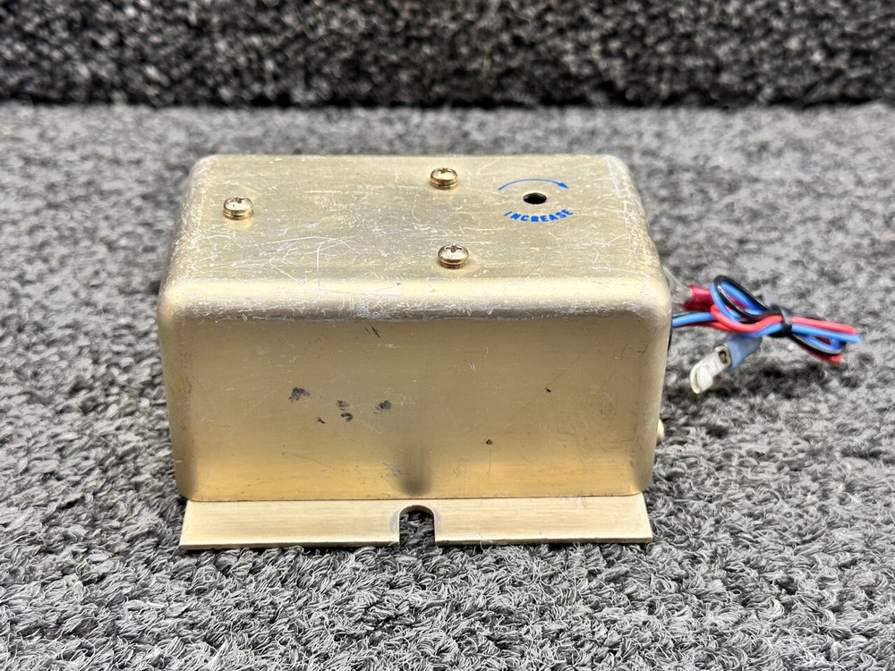 B-00371-1 Lamar Alternator Controller (14V, 5A)