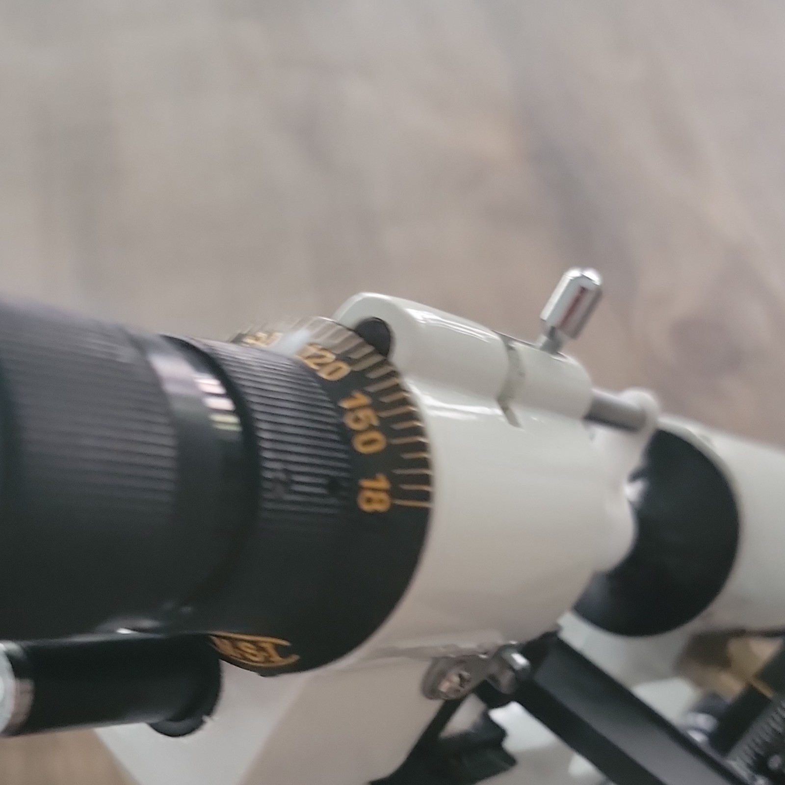 M.S.T Manual Lensmeter for Ophthalmology Optical Lens Measuring Device