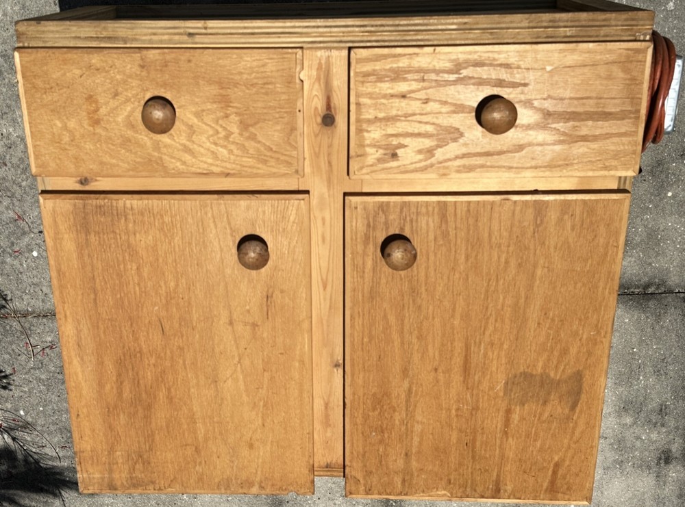 WORK BENCH SUITABLE FOR A SMALL LATHE OR A SEWING MACHINE WITH TOOL HOLDER