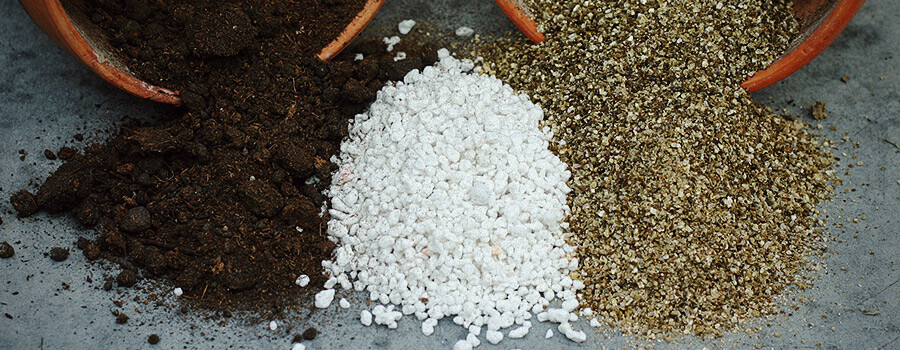 PERLITE (FAST SHIP) QUALITY MEDIUM FINE, SEED STARTING NURSERY POTTING PLANTS