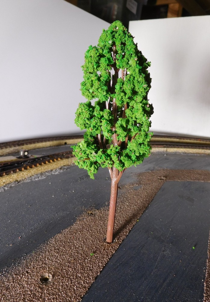 10 Medium Green Deciduous Trees, 160 mm Tall