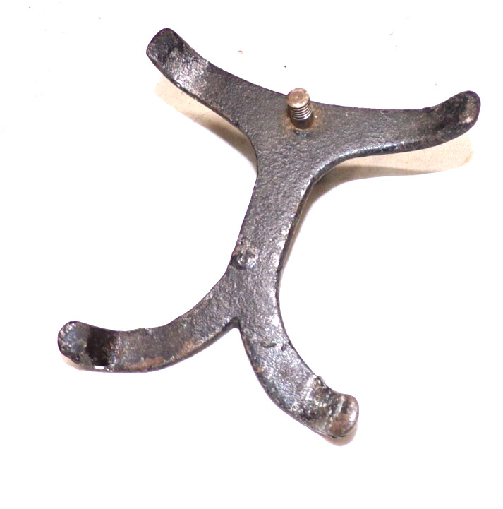BUSY BEE DISC PHONOGRAPH HORN CRADLE MOUNT