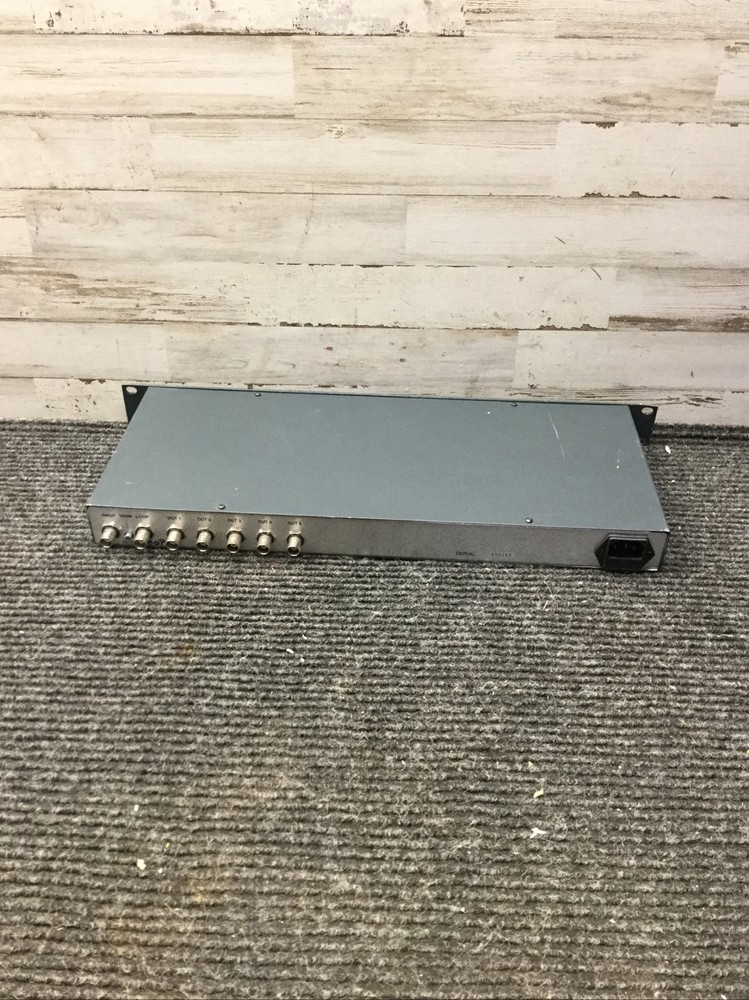 Used Kramer VM-1015 1.5 Video Distributor