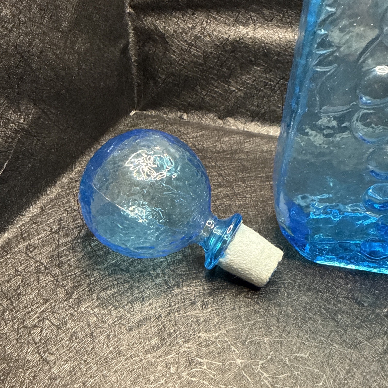 Blue Vintage MCM Italian Glass Wine Bottle /Decanter Grapes Leaves 11.25”