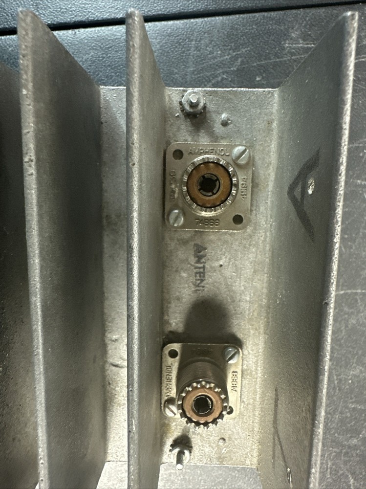 Paul Yoder WB3CEZ. +Dycomm- Model 10-0. Serial 10-520